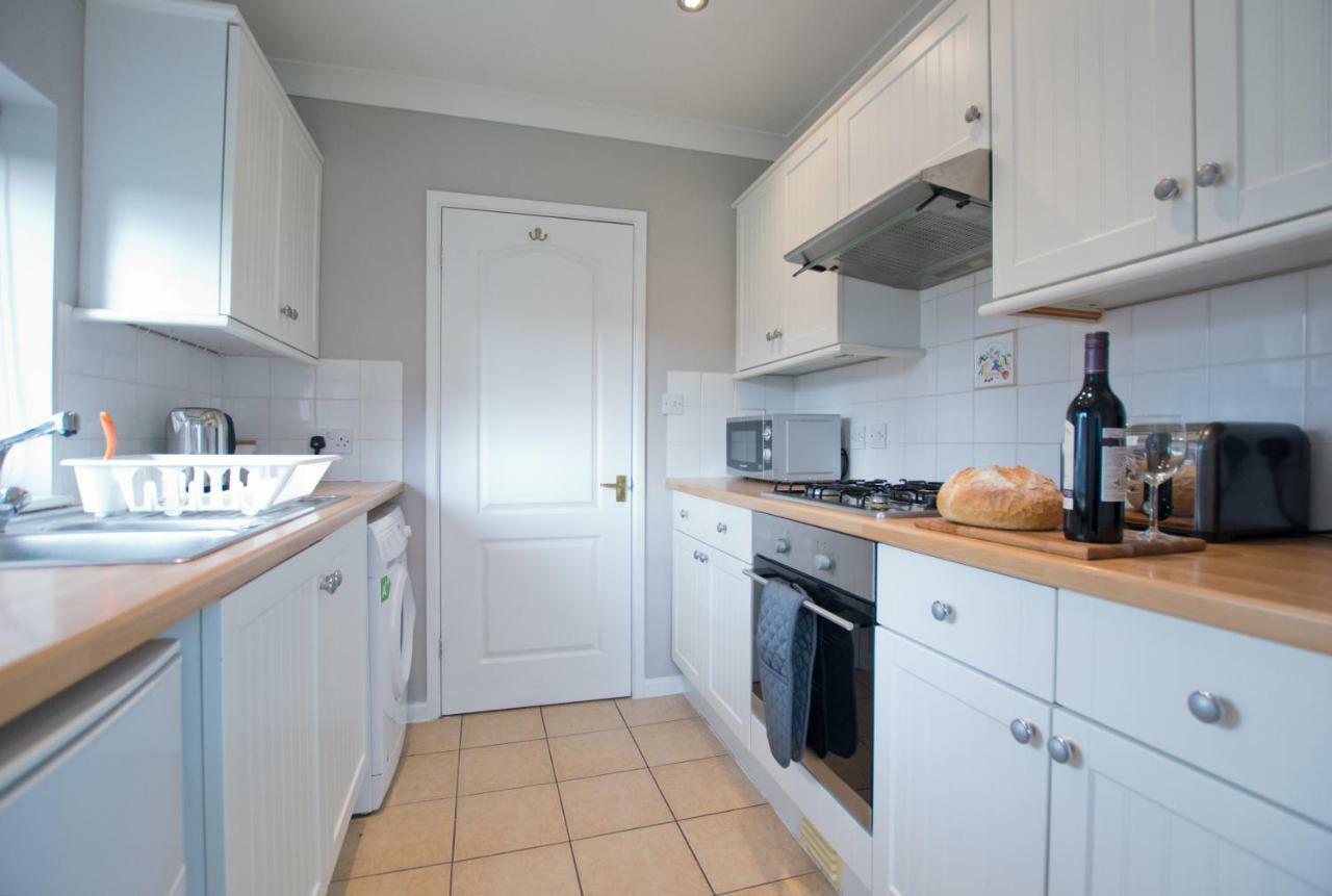 Grove Cottage Basingstoke Exterior photo